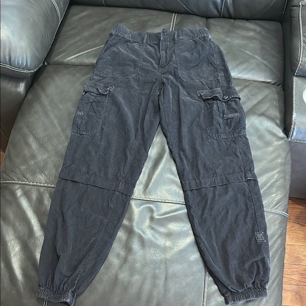 American Eagle Black Cargo Pants